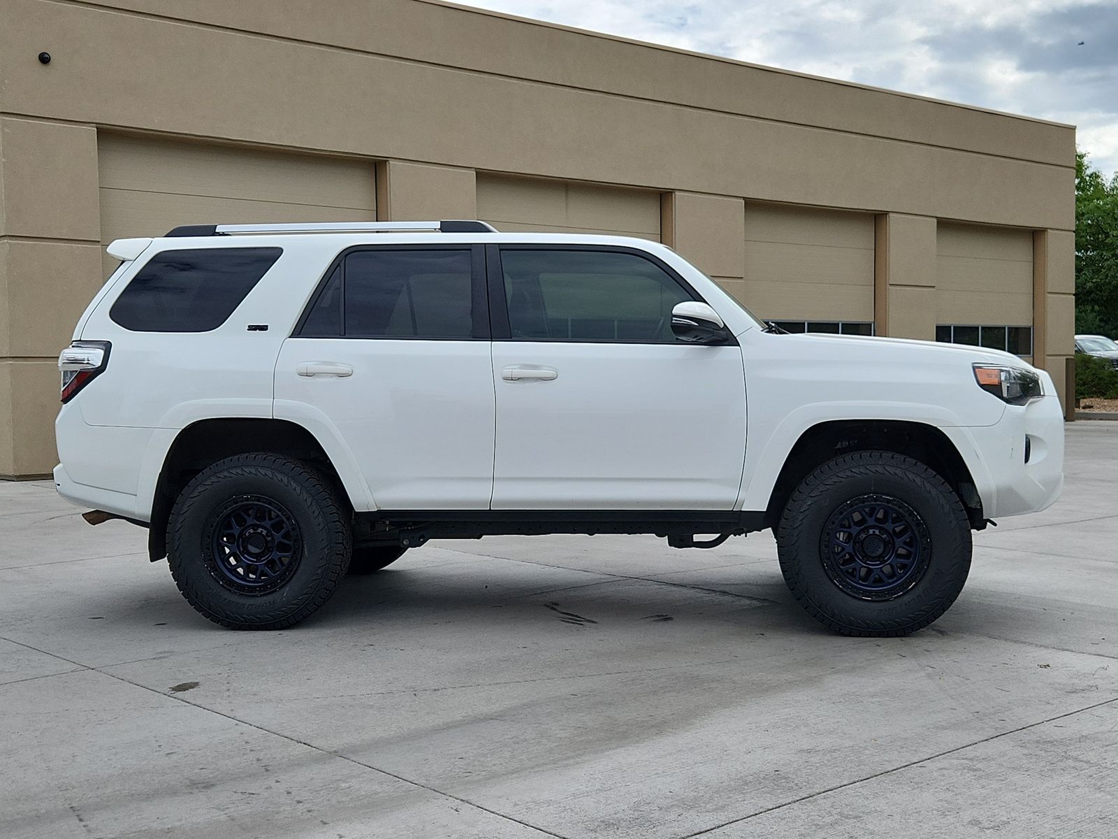 2024 Toyota 4Runner SR5 Premium - Photo 6