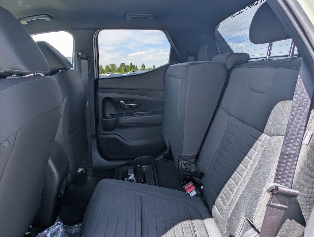 Used 2025 Hyundai Santa Cruz SE Truck Crew Cab