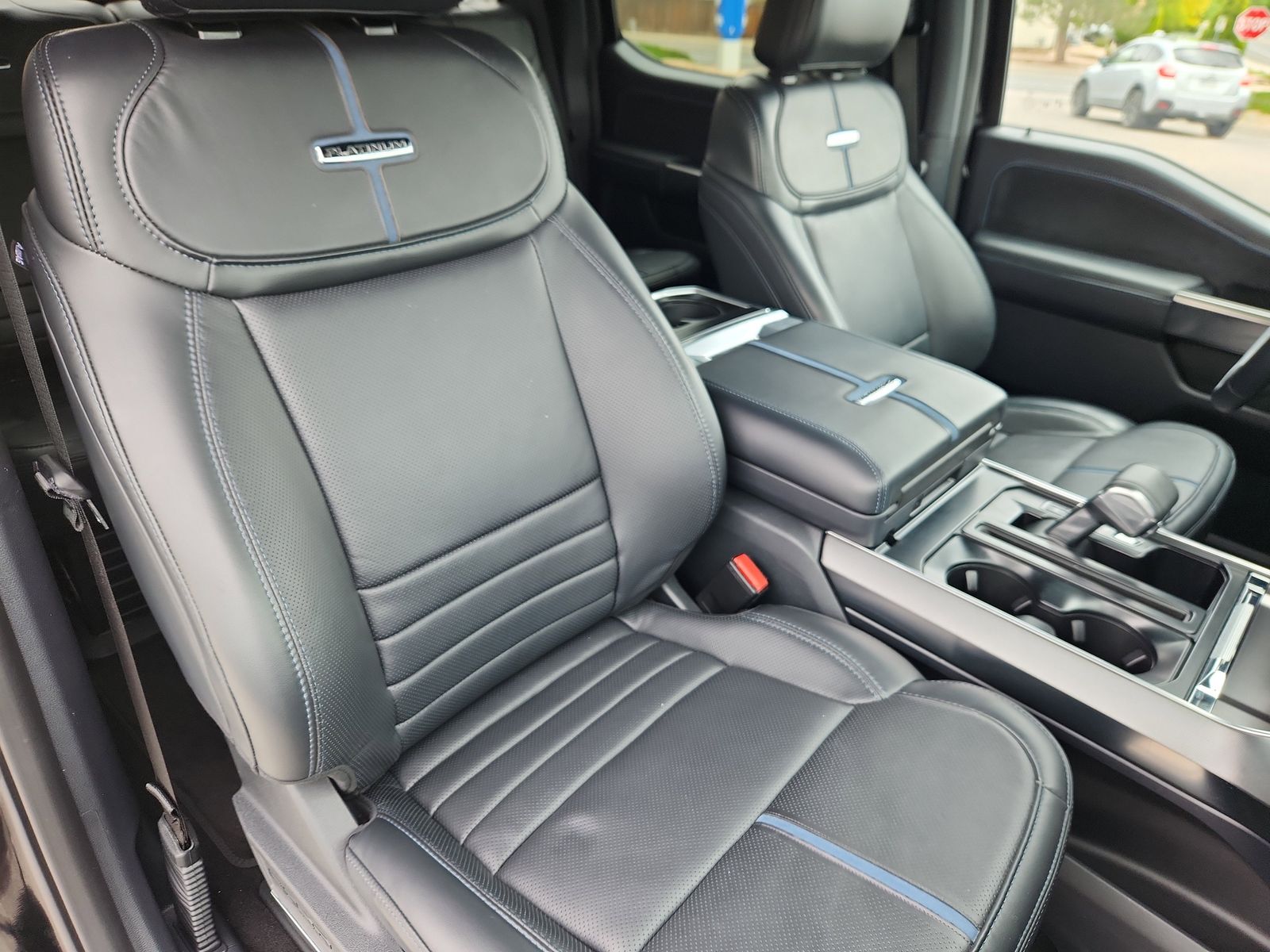 2024 Ford F-150 Platinum - Photo 15