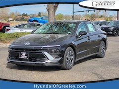 2026 Hyundai Sonata Hybrid Blue Sedan