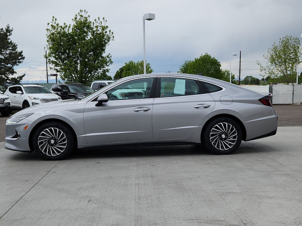 Used 2023 Hyundai Sonata Hybrid SEL Sedan
