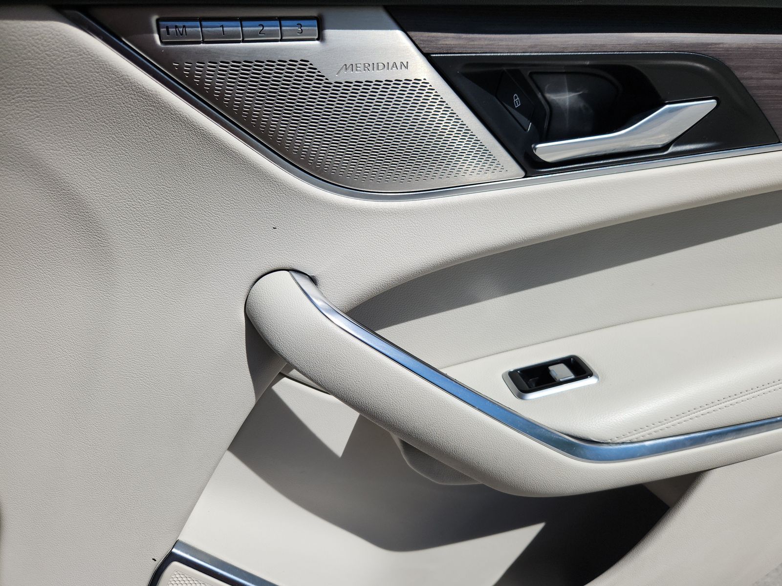 2021 Jaguar F-Pace S - Photo 16