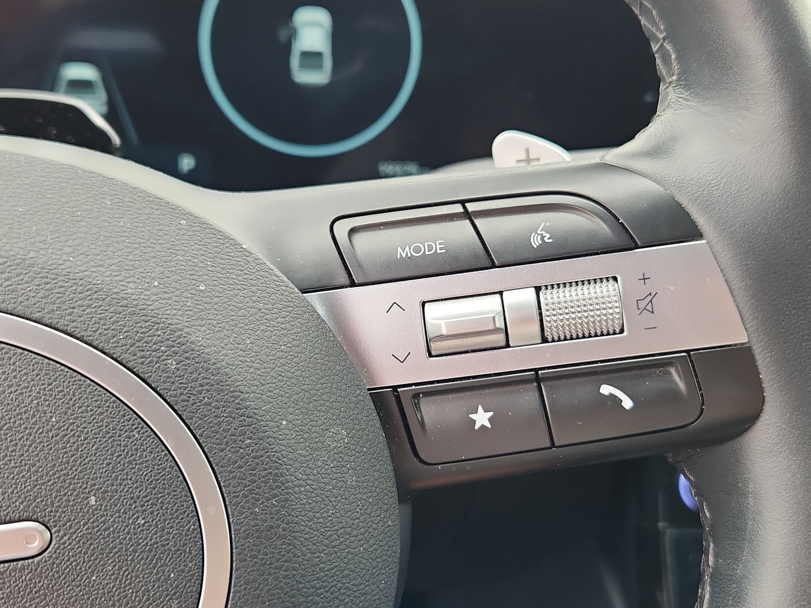 2025 Hyundai Santa Cruz Limited - Photo 15