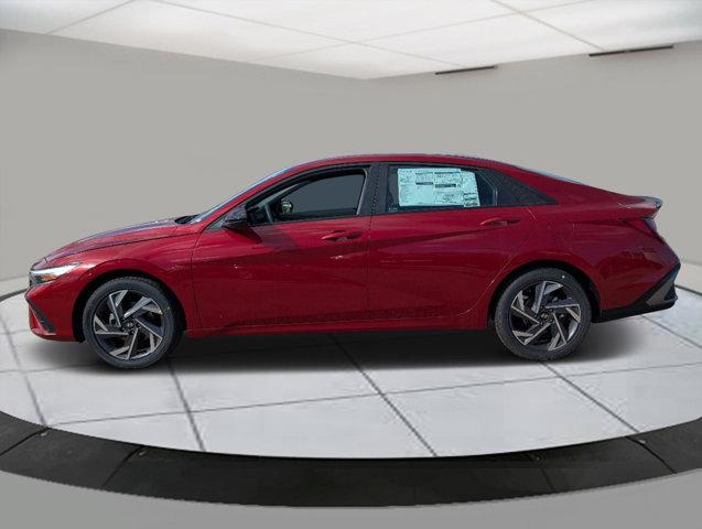 2025 Hyundai Elantra SEL Sport photo 2