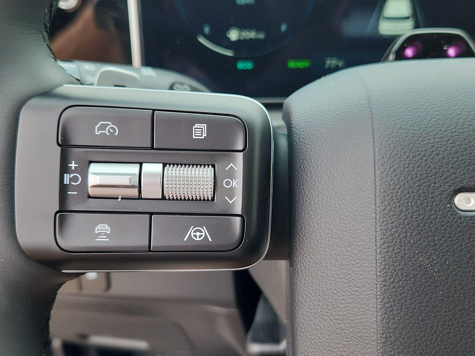 2026 Hyundai Santa Fe Limited - Photo 13