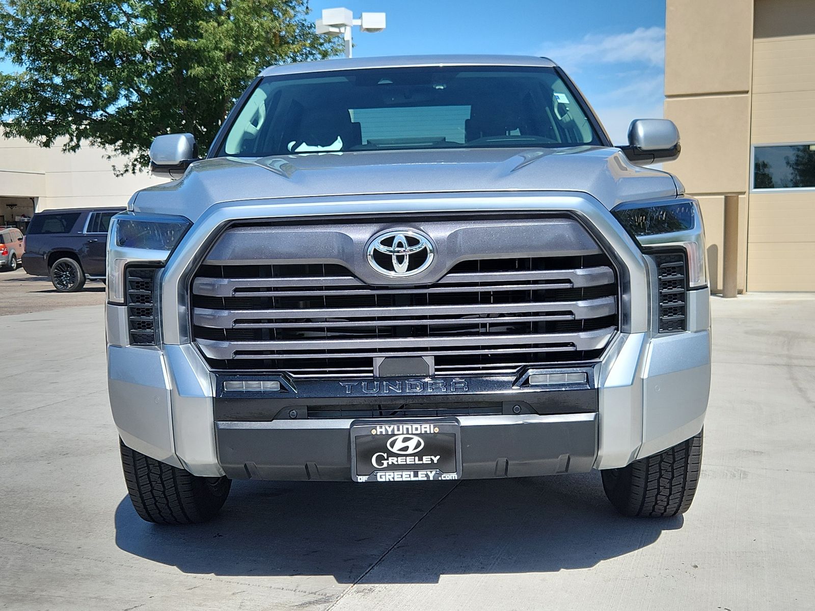 2024 Toyota Tundra Limited - Photo 8