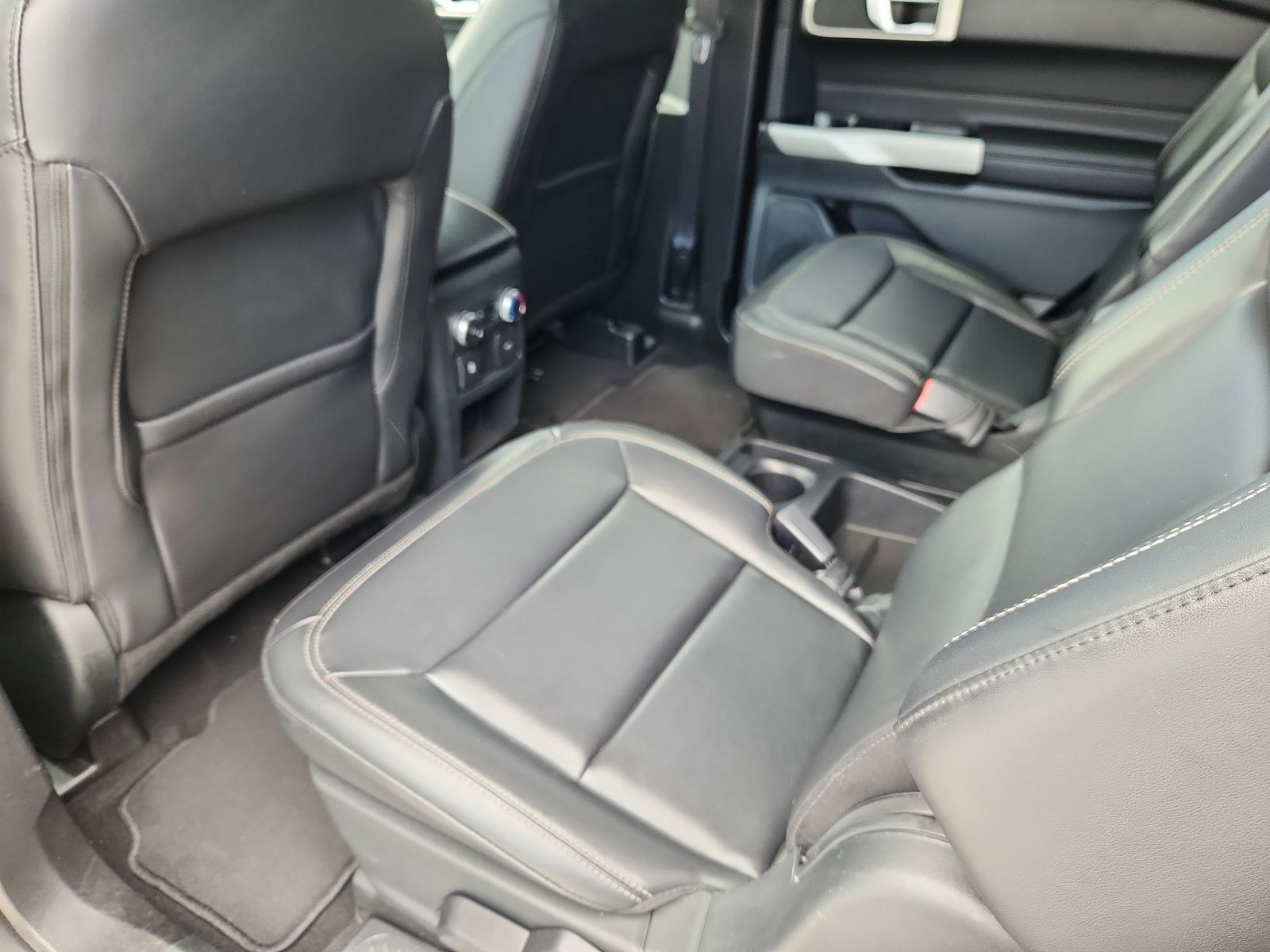 2021 Ford Explorer XLT - Photo 11