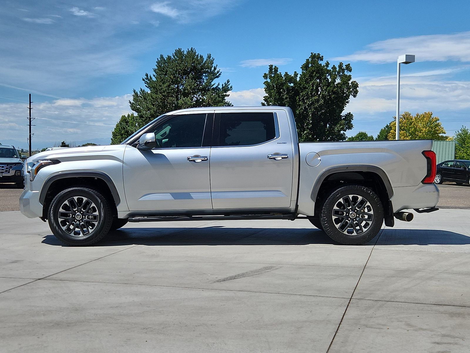 2024 Toyota Tundra Limited - Photo 2