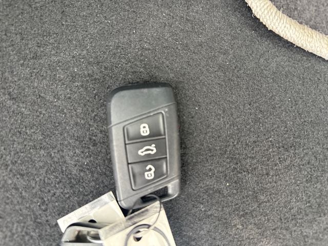 2023 Volkswagen Taos S - Photo 40