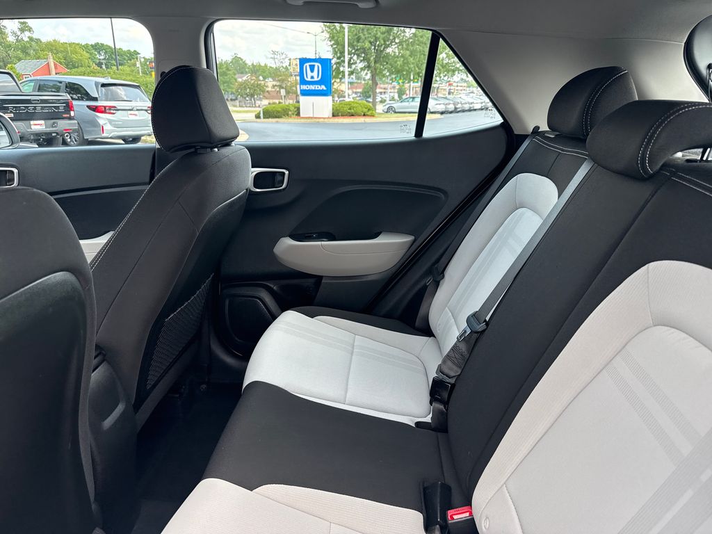 2023 Hyundai Venue SEL - Photo 20