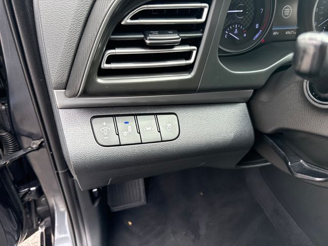 2020 Hyundai Elantra Limited - Photo 16