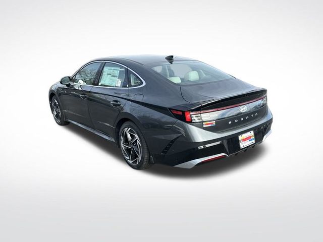 2026 Hyundai Sonata SEL Sport photo 3