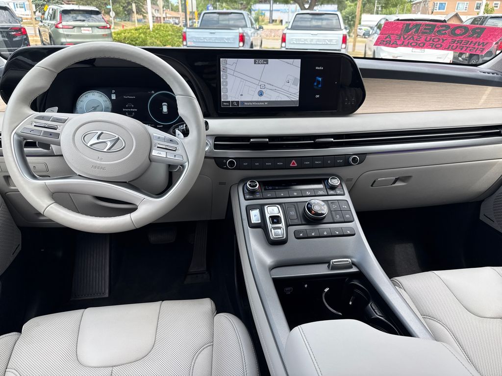 2024 Hyundai Palisade Limited - Photo 29