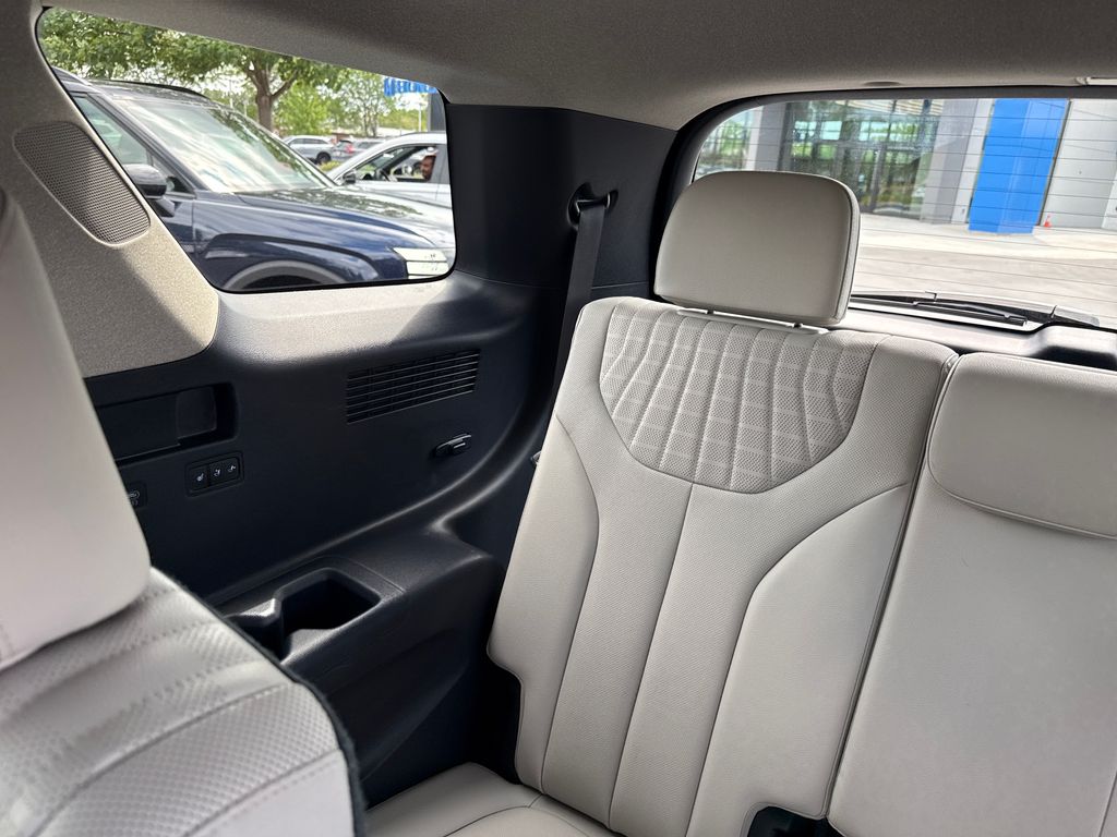 2024 Hyundai Palisade Limited - Photo 26