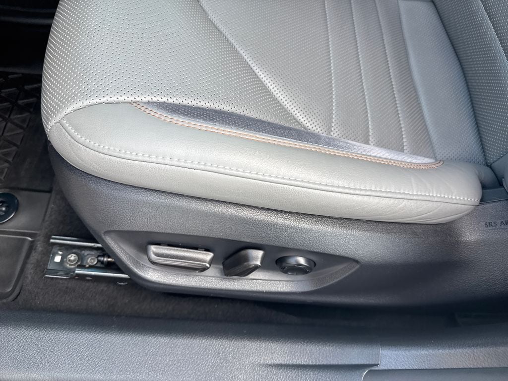 2019 Toyota Avalon Touring - Photo 12