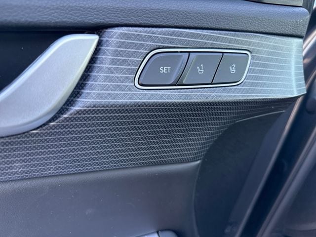 2025 Hyundai Palisade Limited - Photo 11