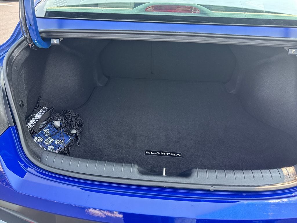 2024 Hyundai Elantra SEL - Photo 40