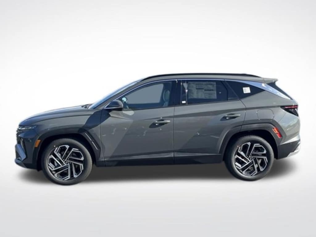 New 2026 Hyundai Tucson Limited FWD SUV