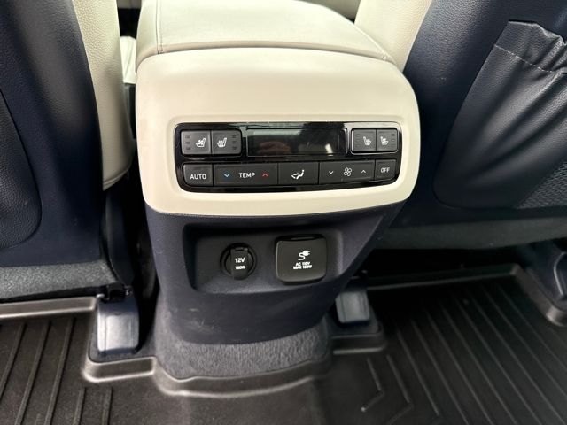 2023 Hyundai Palisade Limited - Photo 16