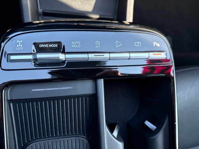 2025 Hyundai Tucson Limited - Photo 32