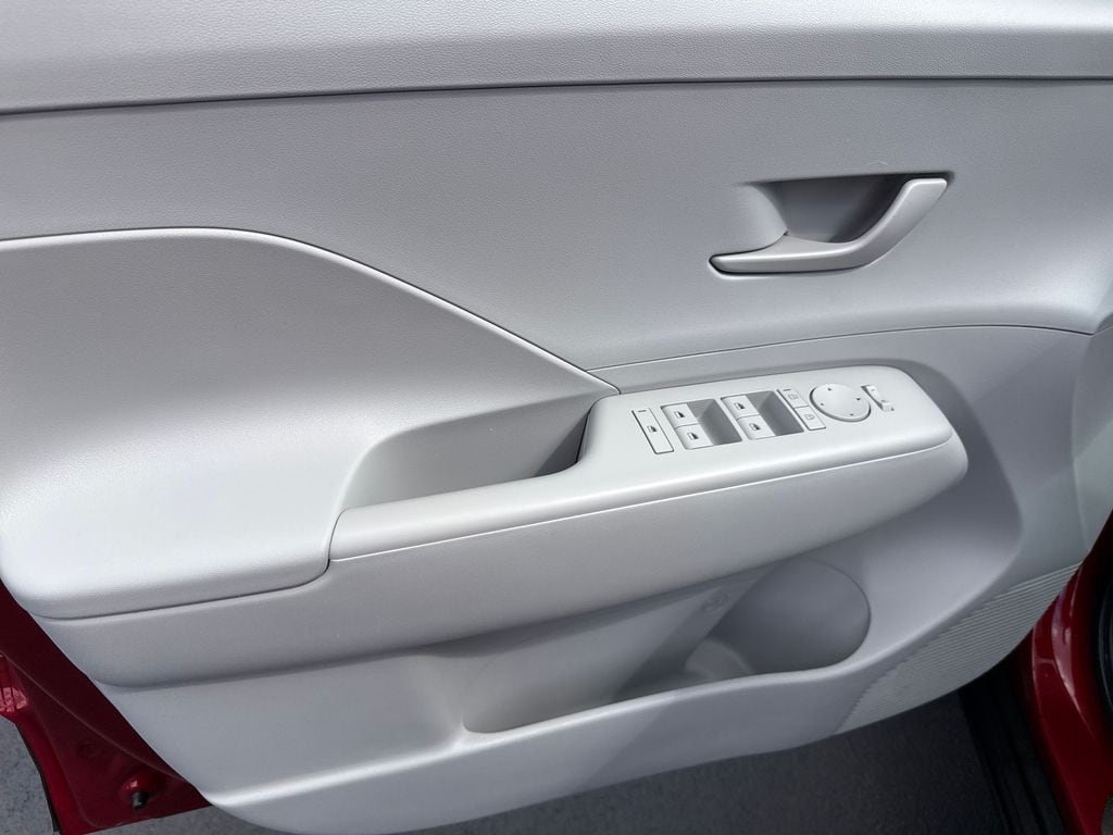 2026 Hyundai Kona SEL Sport - Photo 9