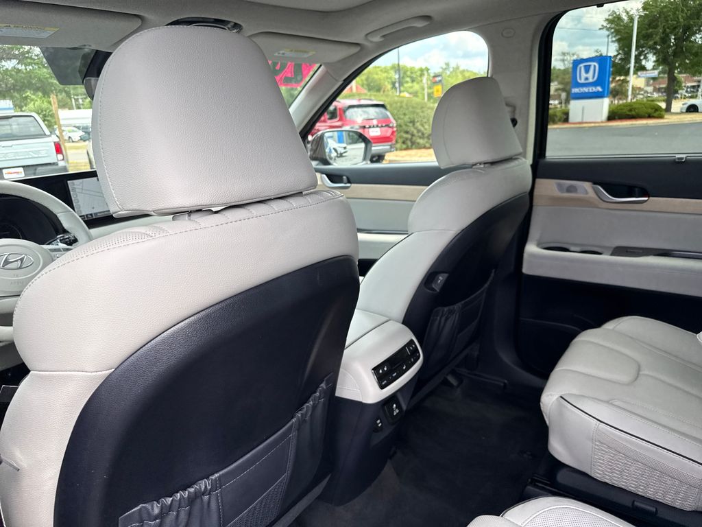 2024 Hyundai Palisade Limited - Photo 23