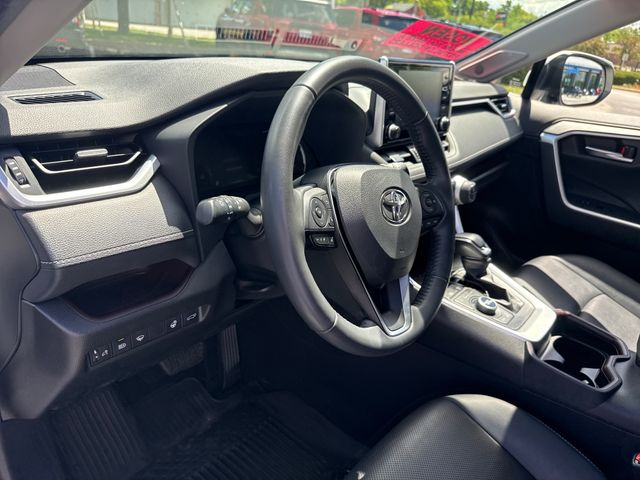 2021 Toyota RAV4 Limited - Photo 15
