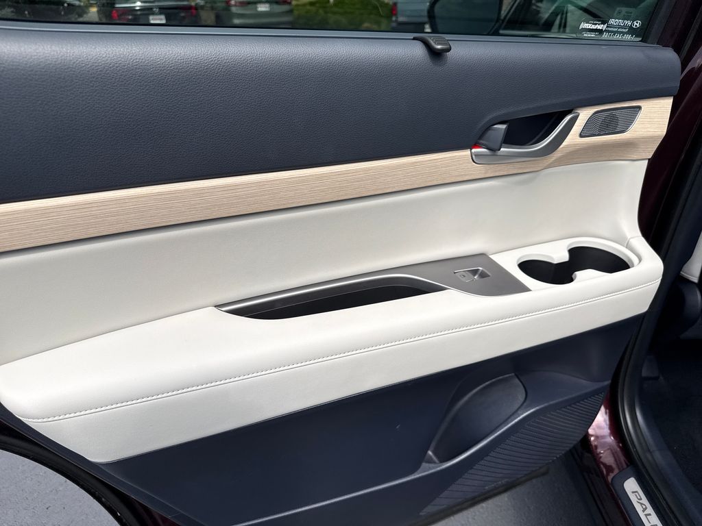 2024 Hyundai Palisade Limited - Photo 19