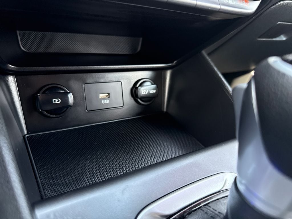2023 Hyundai Kona SEL - Photo 28