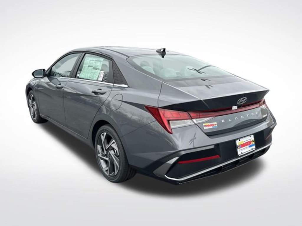 New 2026 Hyundai Elantra Limited Sedan