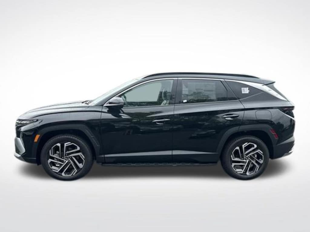 New 2025 Hyundai Tucson Limited AWD SUV