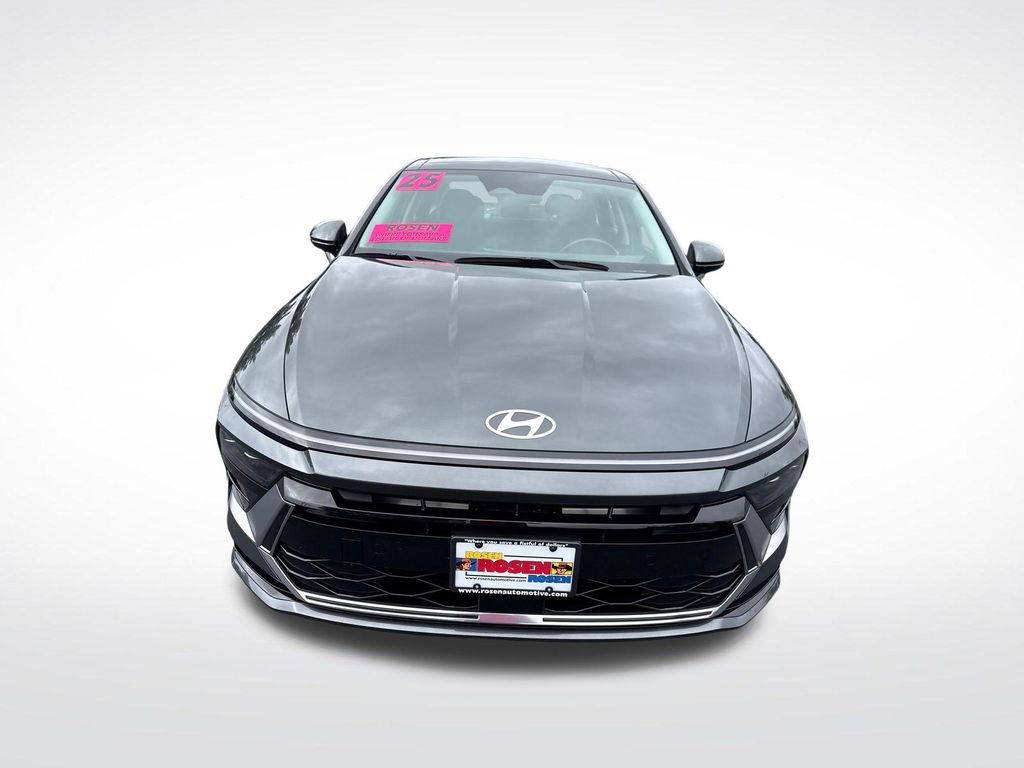 2025 Hyundai Sonata SEL - Photo 8
