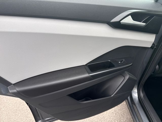 2023 Volkswagen Taos S - Photo 16