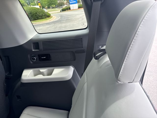 2025 Hyundai Santa Fe SEL - Photo 44