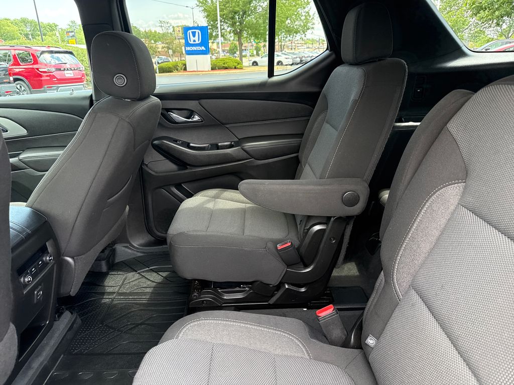 2022 Chevrolet Traverse 1LT - Photo 19