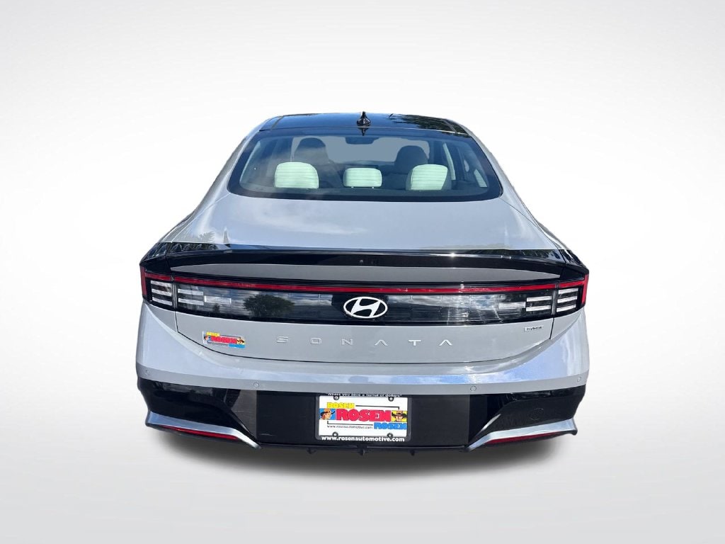 Certified 2025 Hyundai