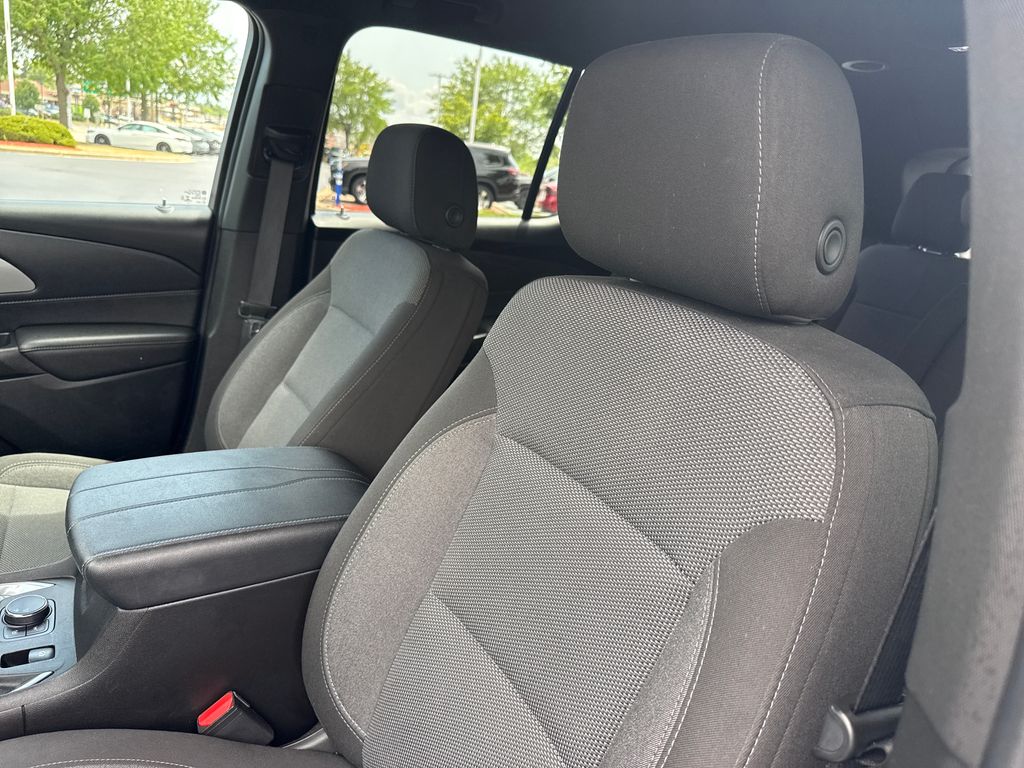 2022 Chevrolet Traverse 1LT - Photo 12