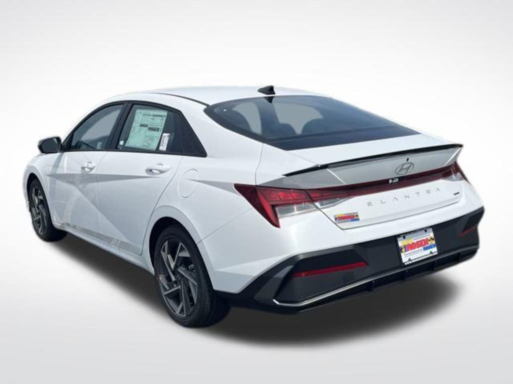 New 2025 Hyundai Elantra Hybrid SEL Sport Sedan