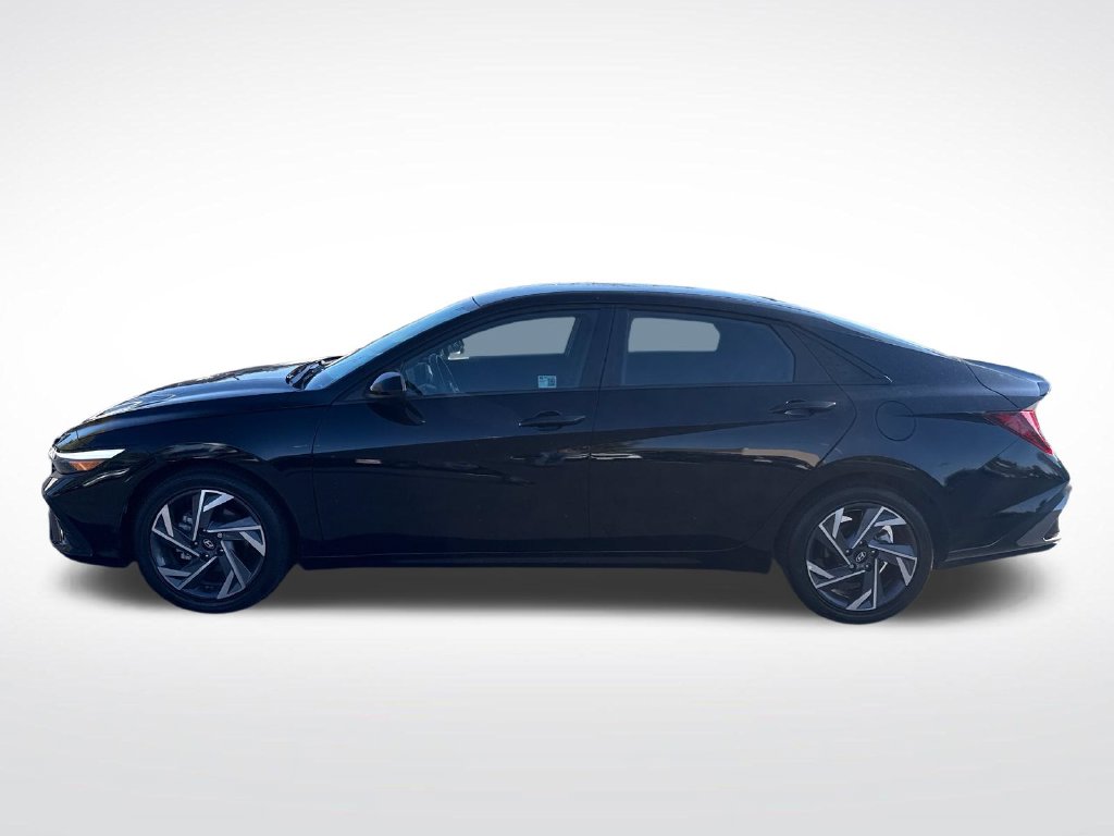 Certified 2025 Hyundai