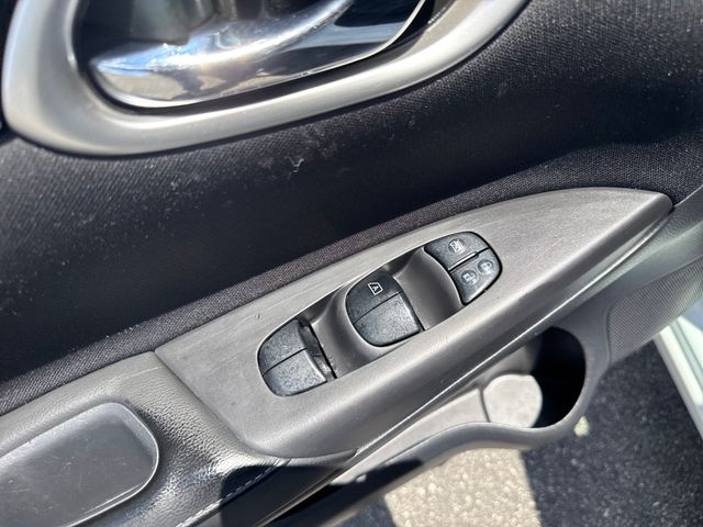 2019 Nissan Sentra SV - Photo 10