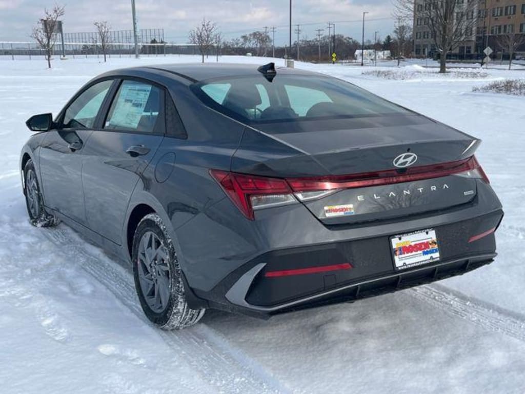 New 2026 Hyundai Elantra Hybrid Blue Sedan