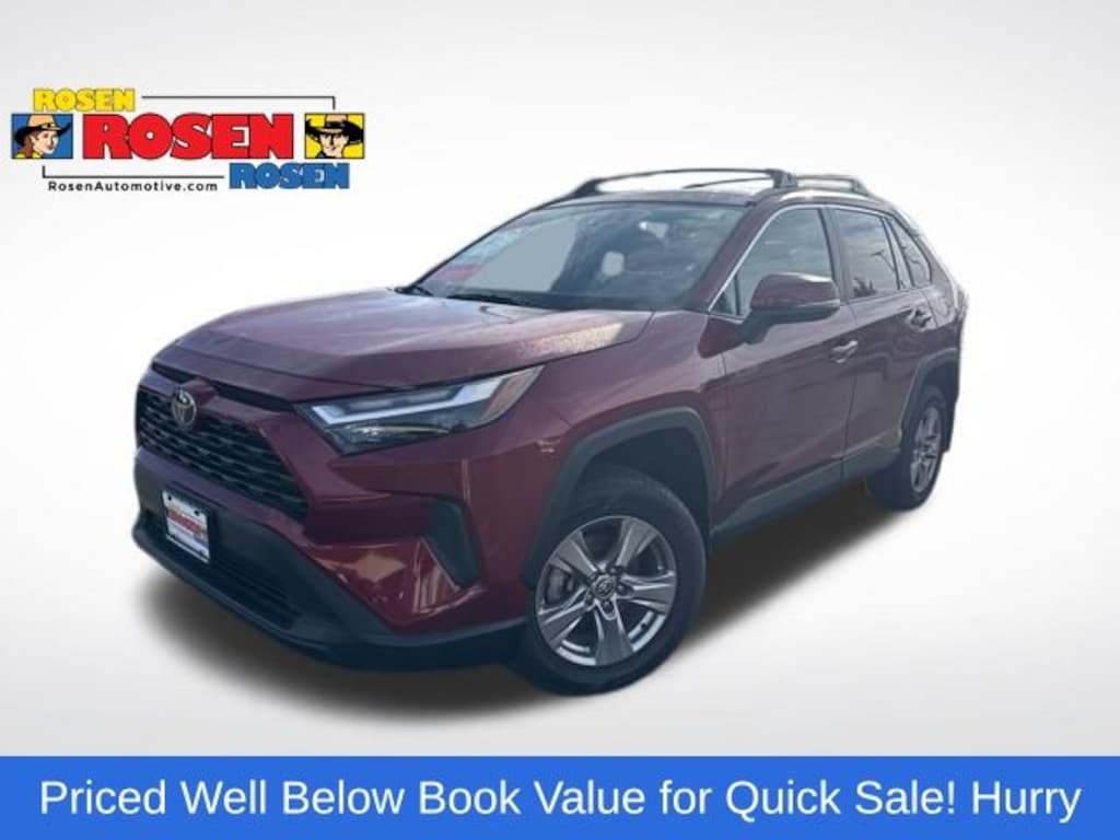 Used 2022 Toyota RAV4 XLE SUV
