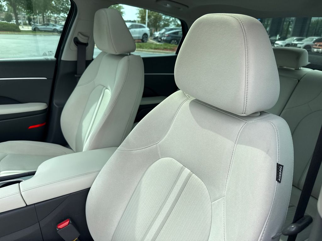 2024 Hyundai Sonata SEL - Photo 12