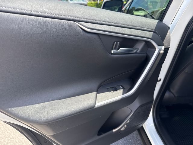 2021 Toyota RAV4 Limited - Photo 18