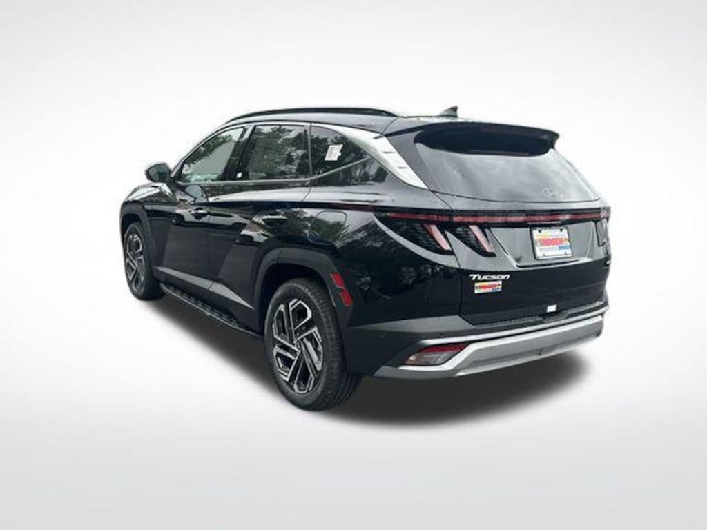 New 2025 Hyundai Tucson Limited AWD SUV