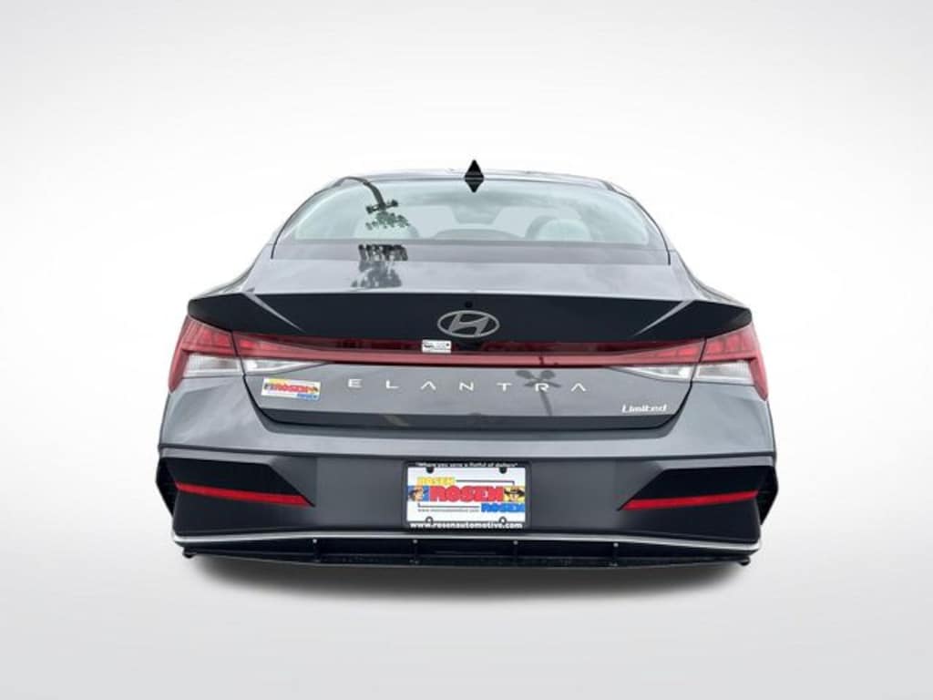 New 2026 Hyundai Elantra Limited Sedan