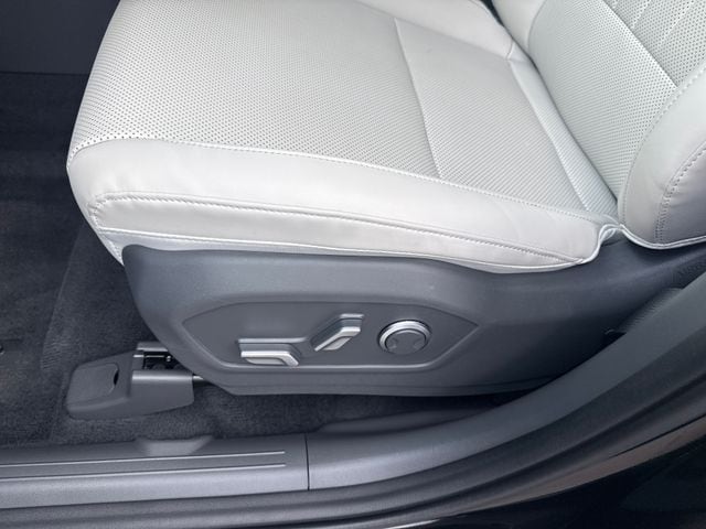 2025 Hyundai Santa Fe SEL - Photo 12