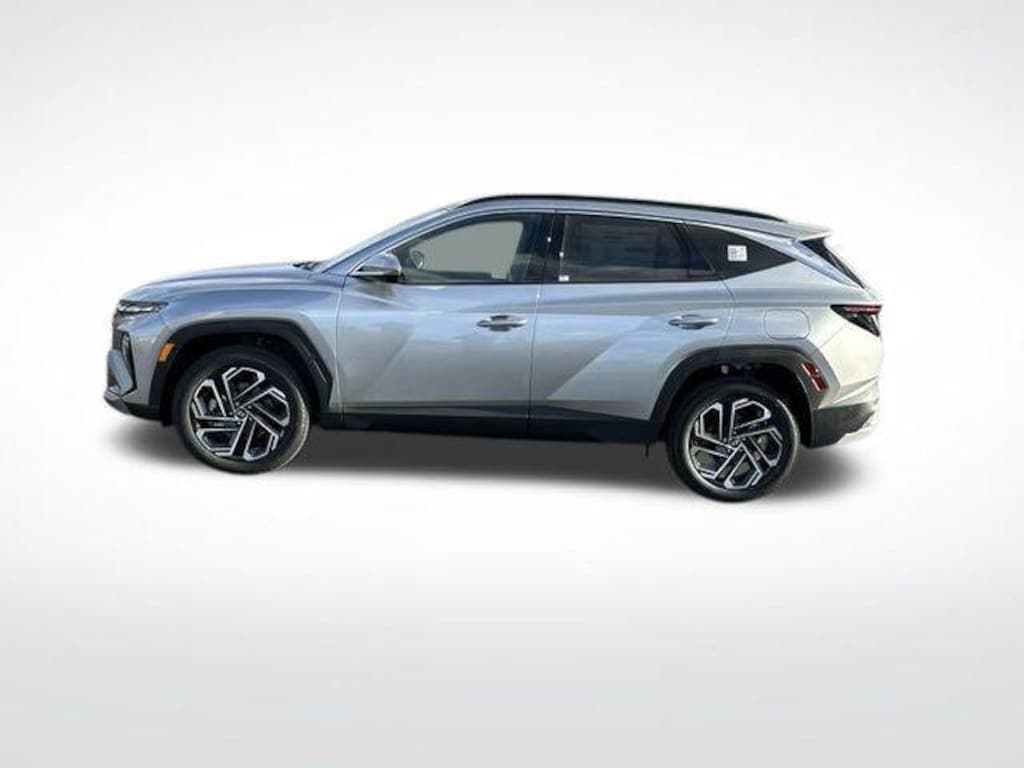 New 2025 Hyundai Tucson Limited AWD SUV
