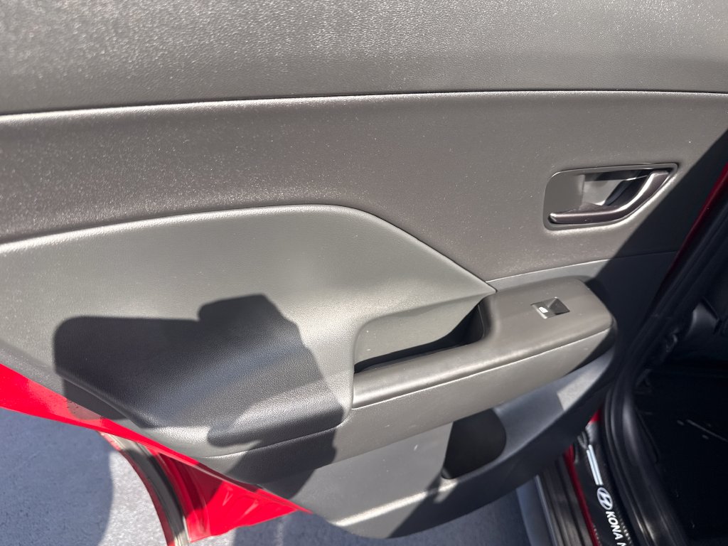 2024 Hyundai Kona N Line - Photo 17
