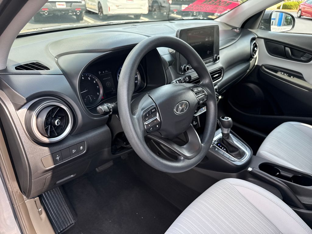 2023 Hyundai Kona SEL - Photo 13